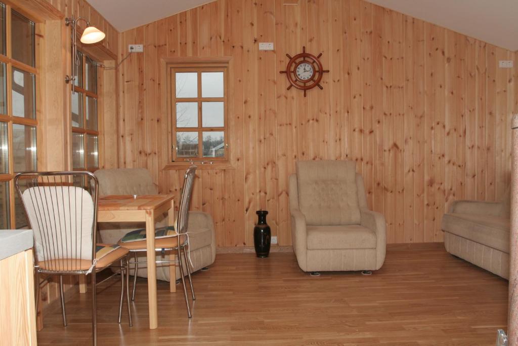 Love Island Guesthouse ดรูซกินินไก ห้อง รูปภาพ