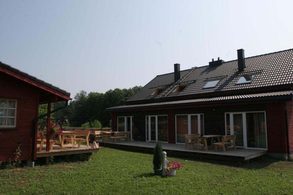 Love Island Guesthouse ดรูซกินินไก ภายนอก รูปภาพ
